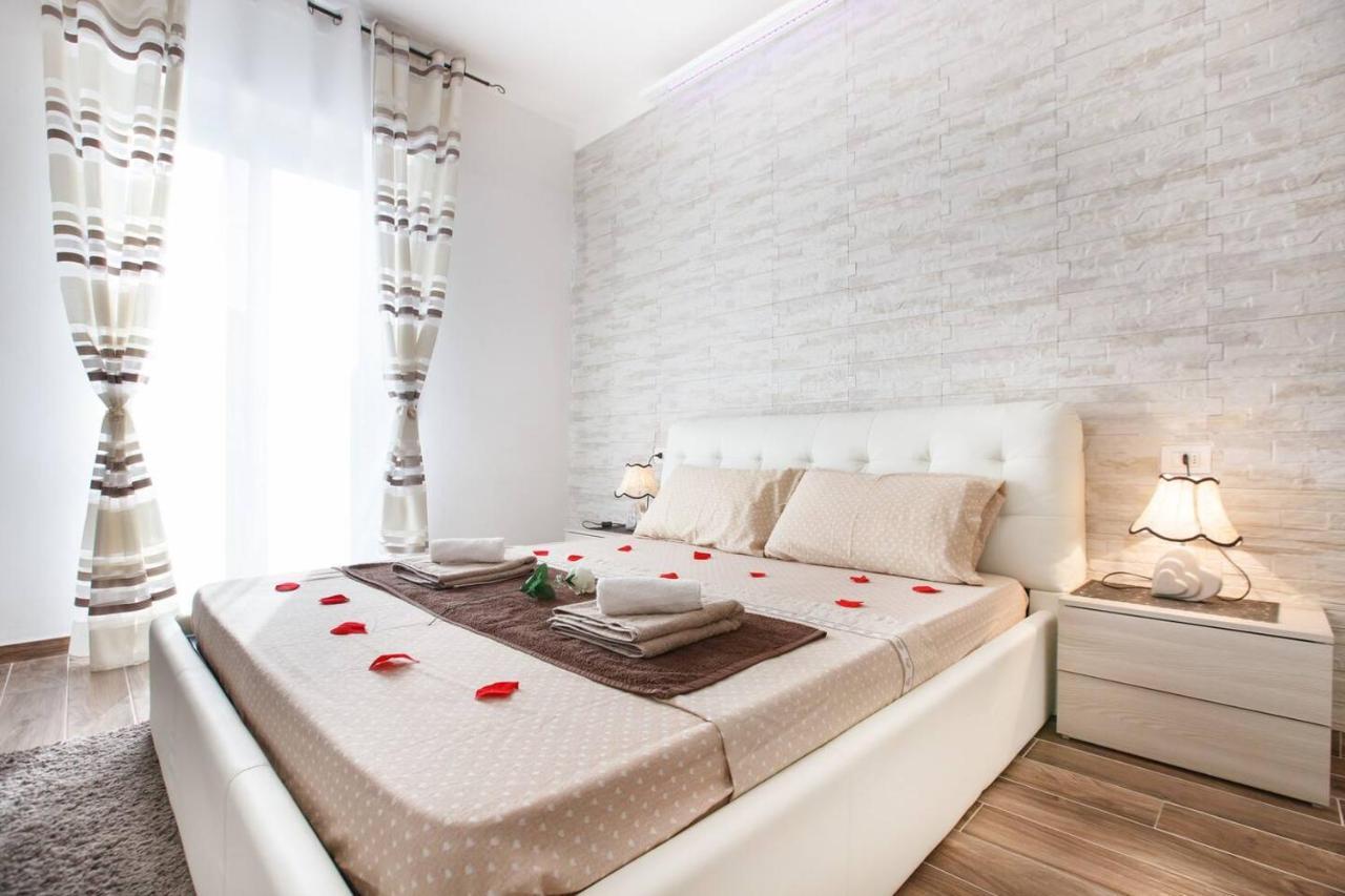 Residenza Larissa Luxury 1 Apartment Verona Luaran gambar